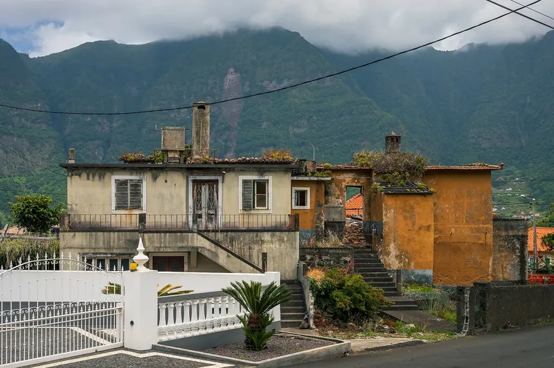 São Vicente — A traditional north-coast village with volcanic caves nearby.